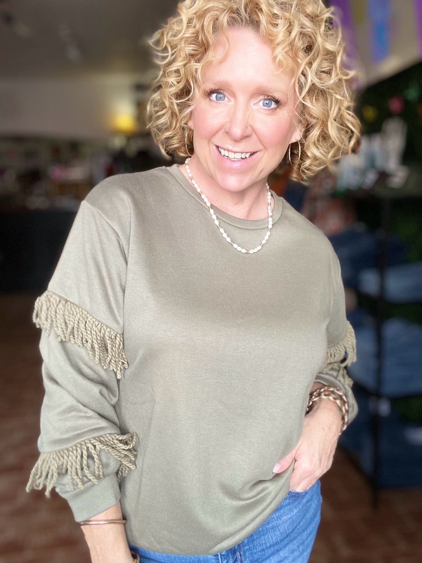 Tops Fringe Sleeve Pullover-Olive