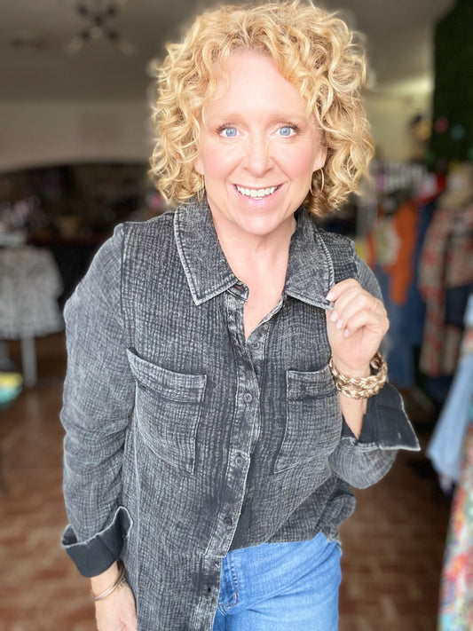 Outerwear Georgi Gauze Top-Black