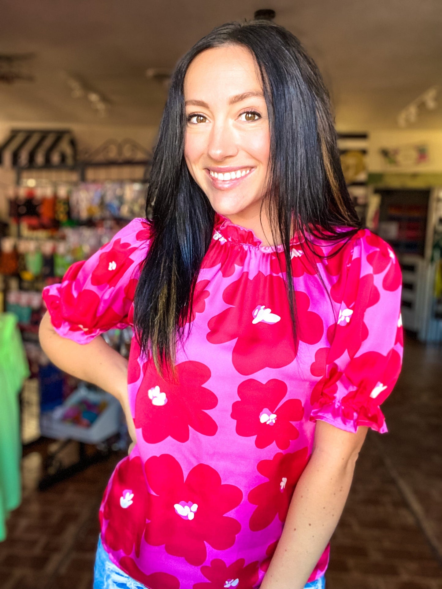 Tops Monte Floral Puff Sleeve Top- Red