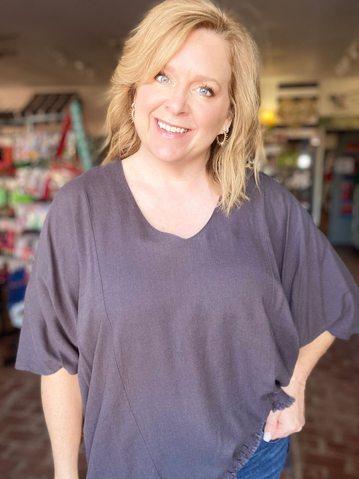 Tops Umgee Gauze Vneck Top Black