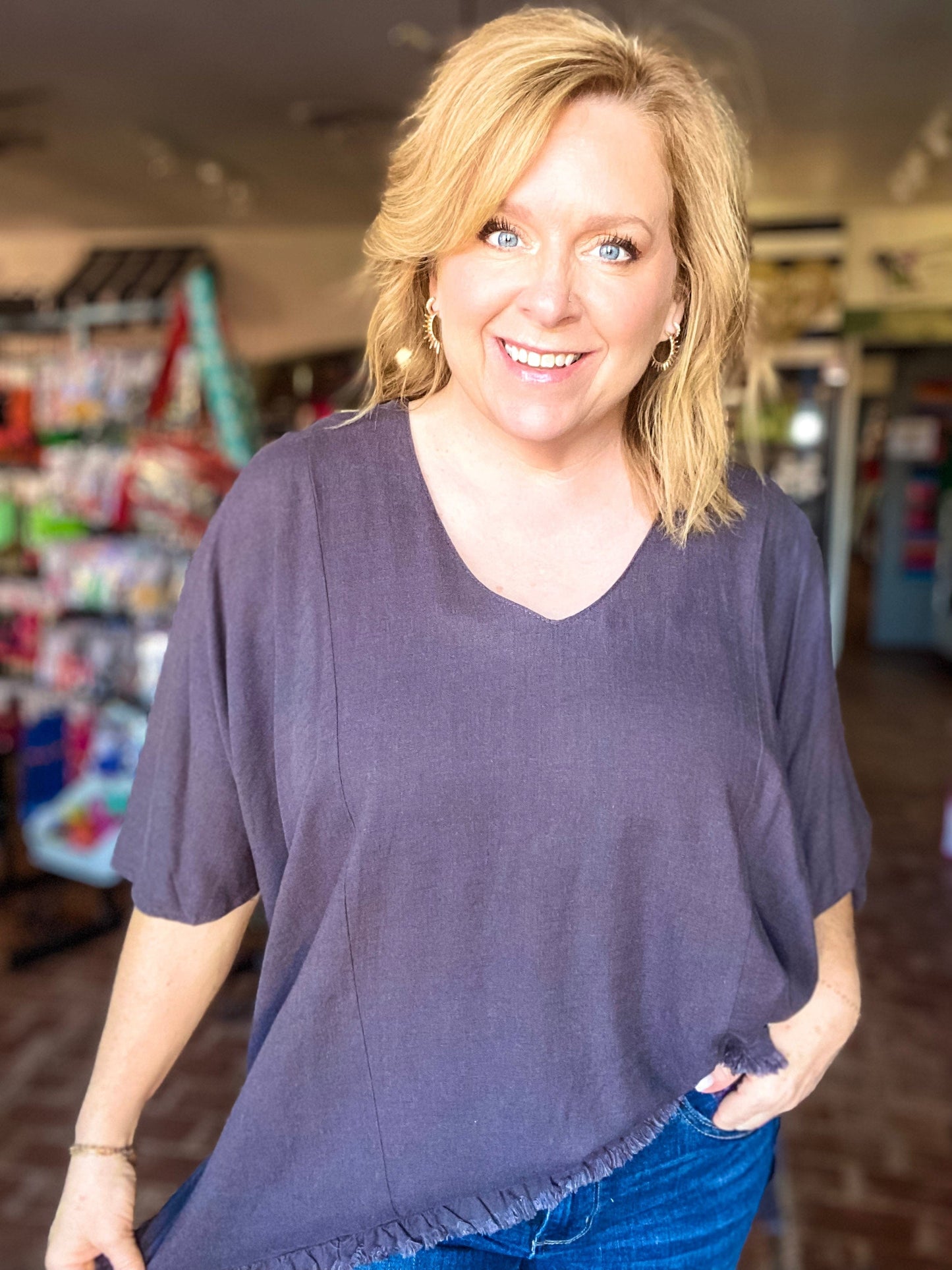 Tops Umgee Gauze Vneck Top Black
