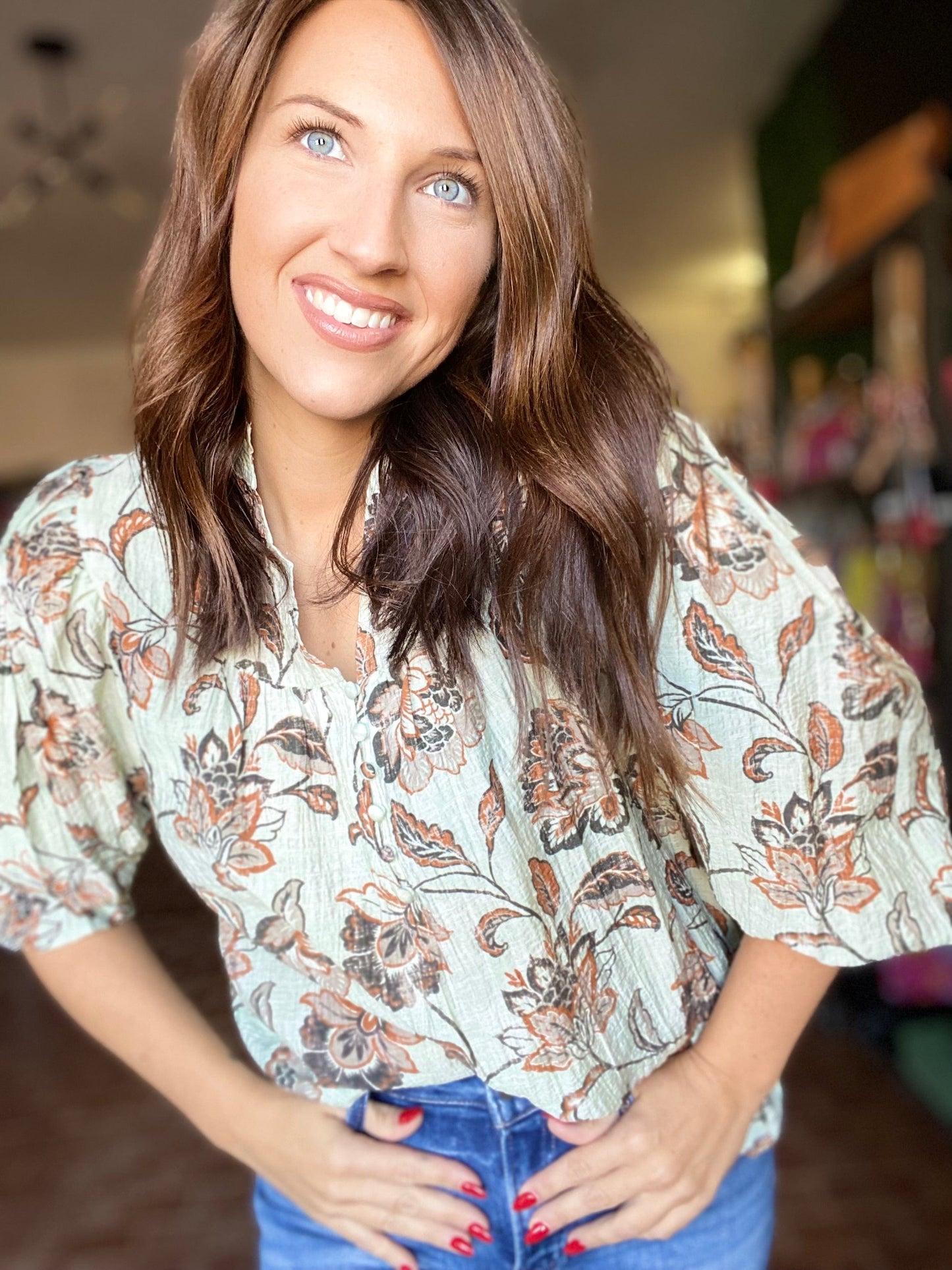 Tops Cayce Vintage Floral Blouse