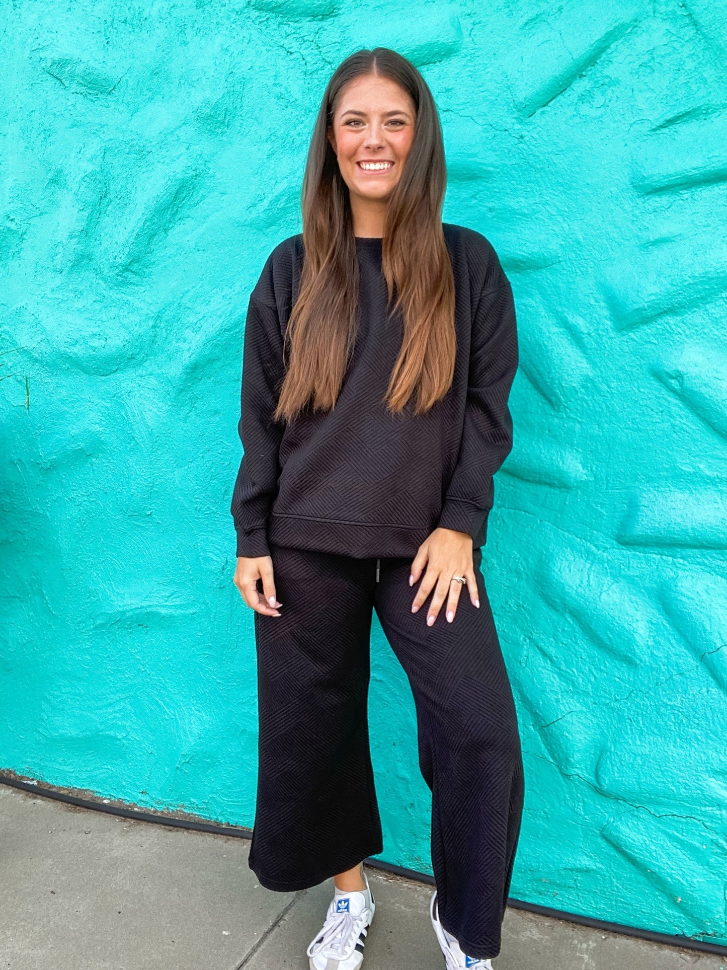 Set Cropped Black Textured Set