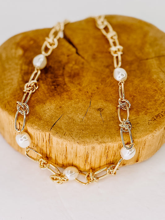 Pearl and Knot Gold Necklace