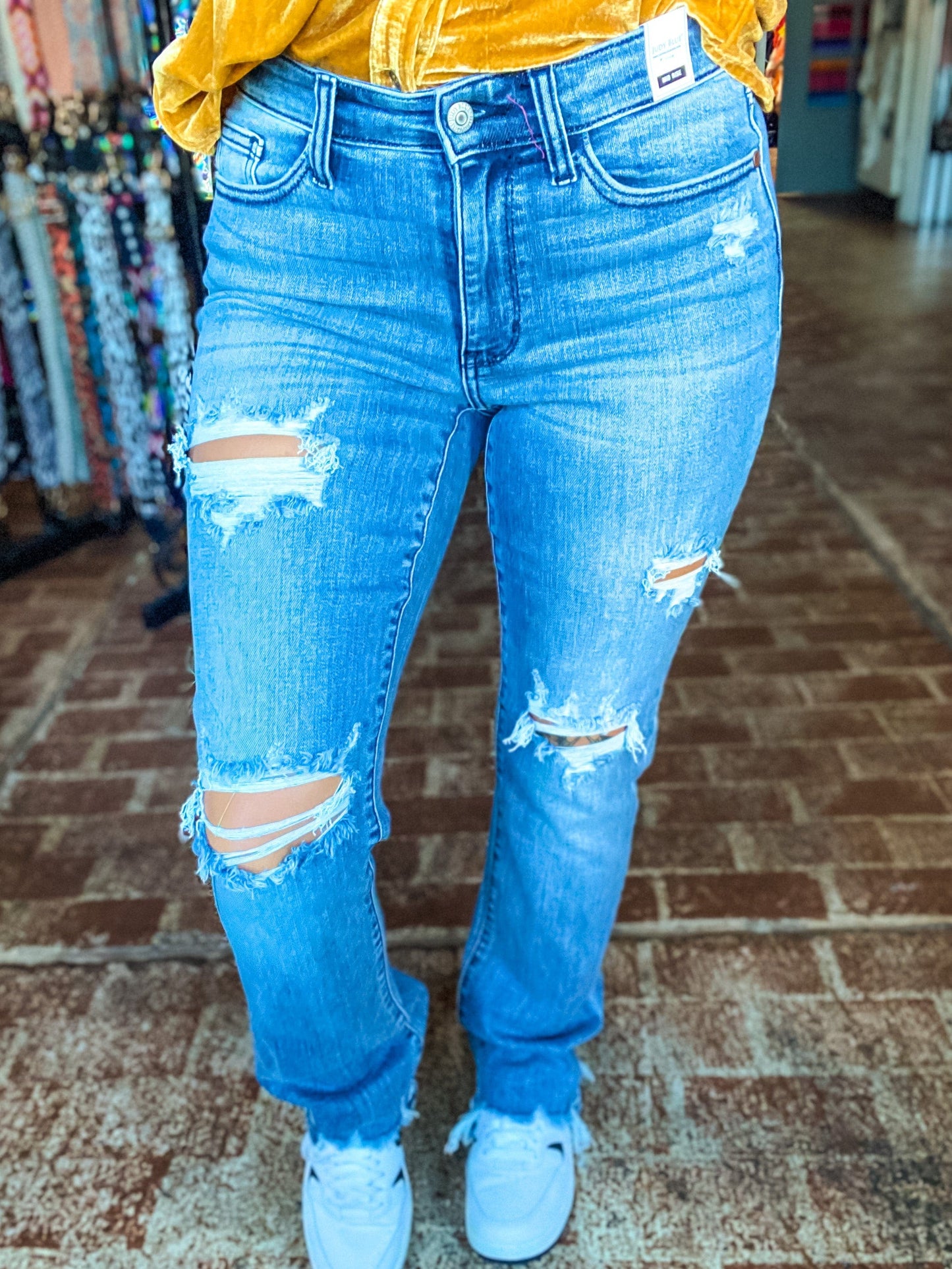 Bottoms Judy Blue Straight Mid Rise Distressed