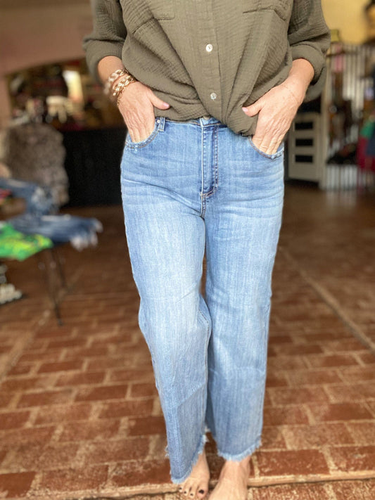 Bottoms Risen Jeans Cropped Wide Leg Non Distressed