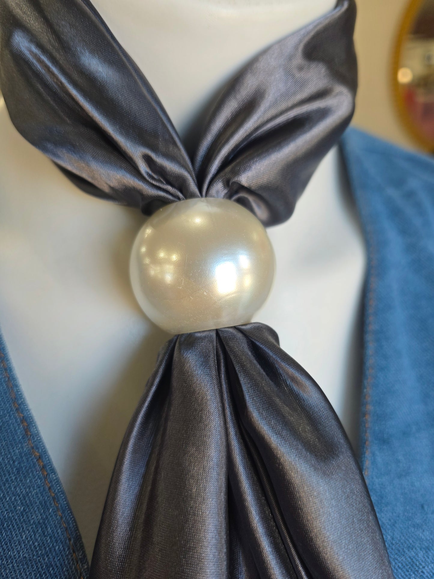 Pearl Scarf Slide JUMBO