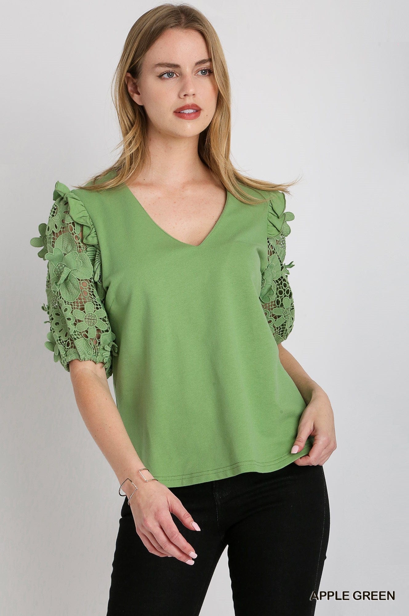 Umgee Curvy Green Floral Top