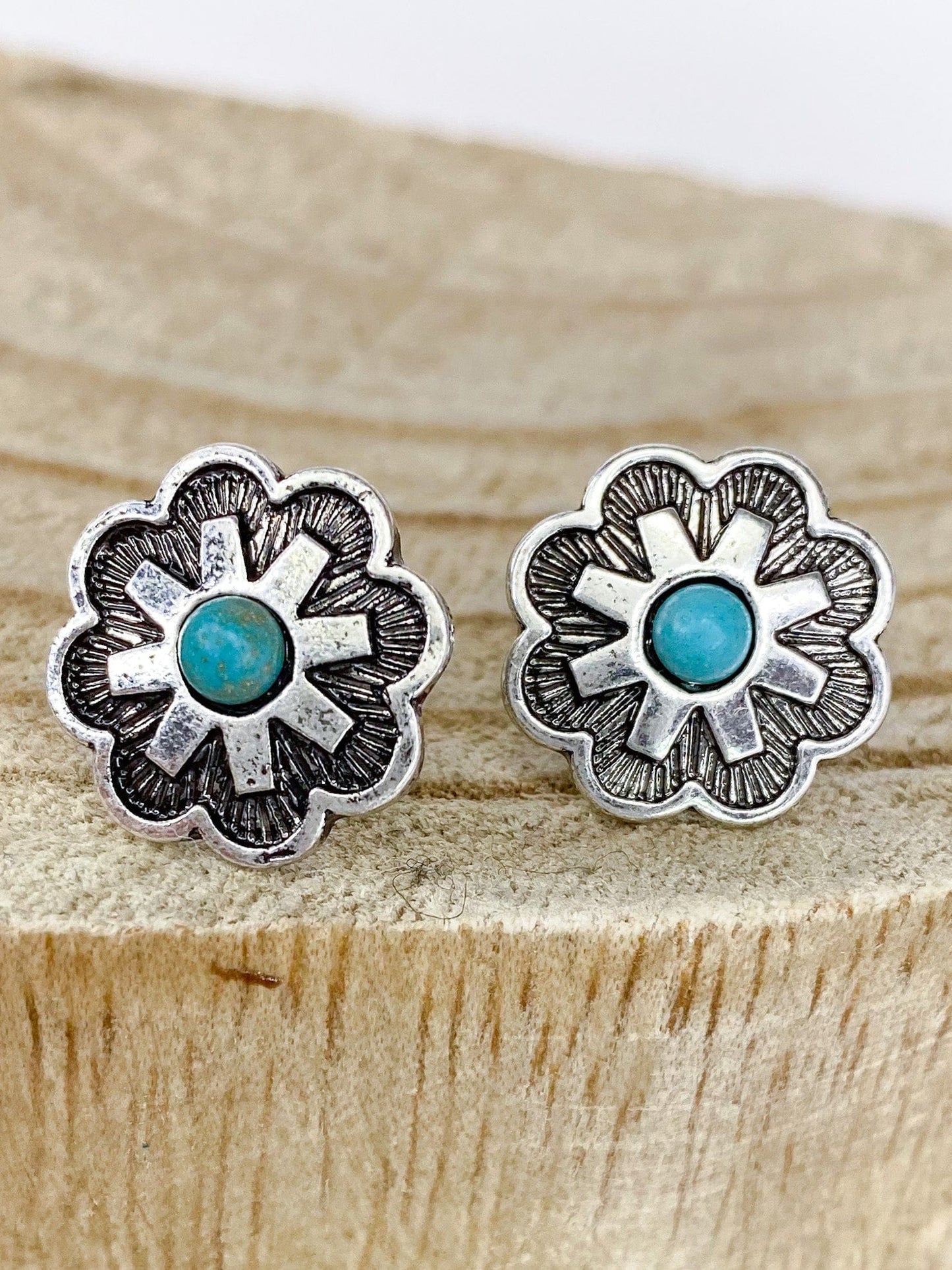 Earrings Flower Turquoise Studs
