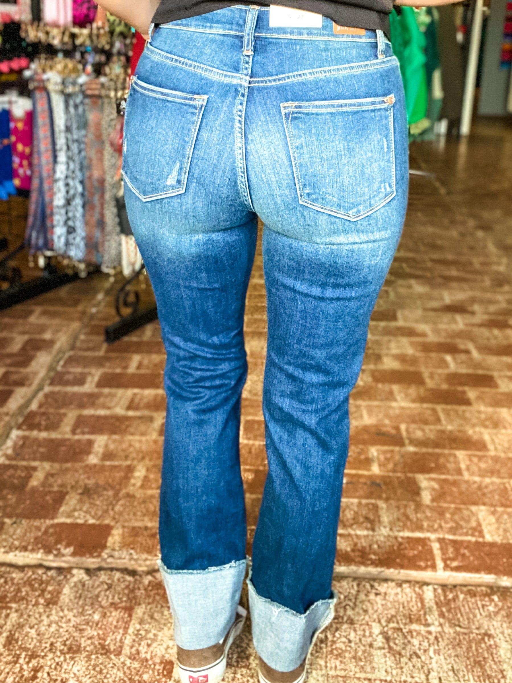 Bottoms Judy Blue Mid Rise Straight