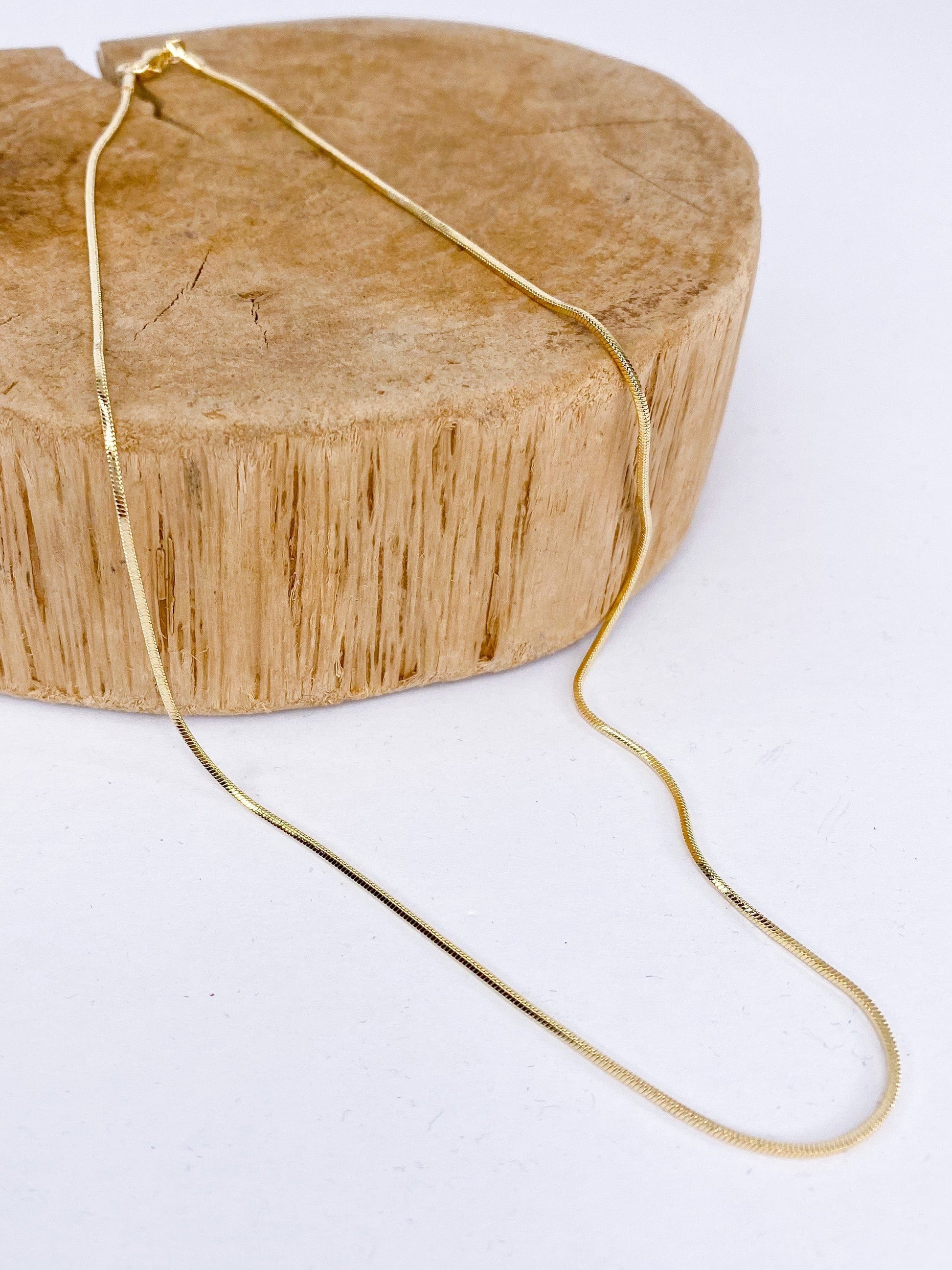 Simple Serpentine Necklace